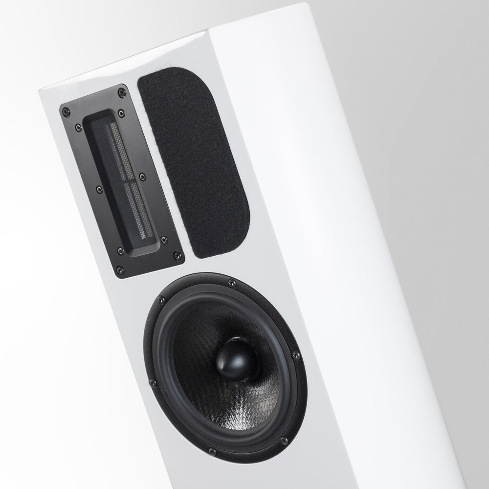 Apertura Armonia Floorstanding Speakers (Call/Email For Availability)